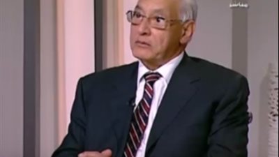 علي الدين هلال عن فيلم 