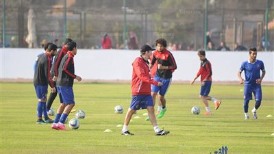 الأهلي يرفض تحديد مكان معسكره استعدادا للسوبر 