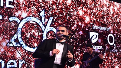 يوري مرقدي يشعل  