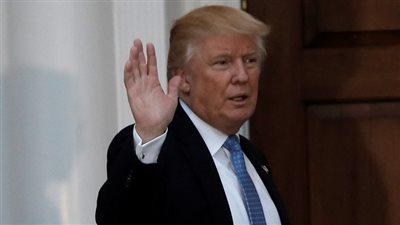 سحب الجنسية الأمريكية عقاب لمن يحرق العلم الأمريكى 