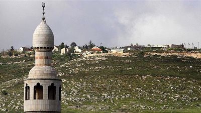 اختراق قنوات إسرائيلية وبثّ مقطع للأذان