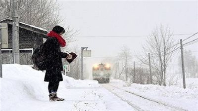 في اليابان.. محطة قطار تعمل من أجل طالبة واحدة (صور)