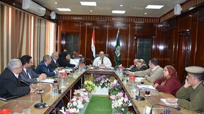 الدقهلية اليوم.. مصرع أسرة داخل مزرعه والتحقيق مع 50 من العاملين بمراكز الشباب واحباط تهريب 11 طن سكر 