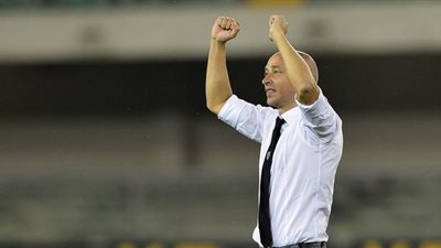 كوريني مدربا لباليرمو بدلا من دي تسيربي