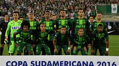 تأجيل موقعة شابيكوينسي وأتلتيكو مينيرو بعد تحطم الطائرة 