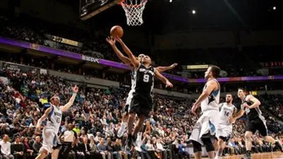 سان أنطونيو يهزم دالاس في دوري السلة الأمريكي