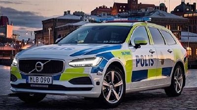 الشرطة السويدية تضم سيارة 