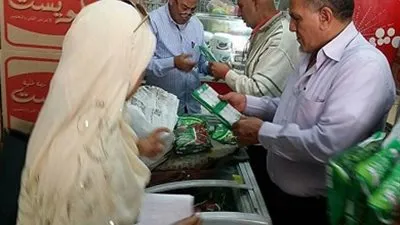 ضبط 220 عبوة مياه غازية منتهية الصلاحية بالإسماعيلية