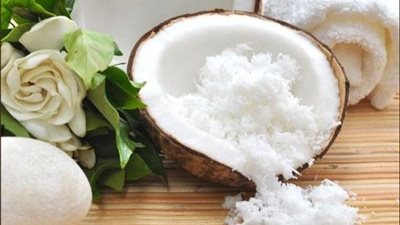 فوائد زيت جوز الهند التجميلية