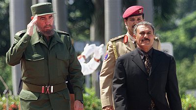 الموكب الجنائزي لكاسترو يصل محطته الأخيرة في سانتياجو دي كوبا