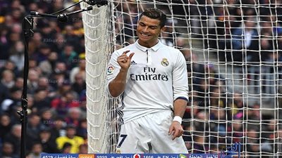 الكلاسيكو.. اتهام كريستيانو رونالدو بالمثلية الجنسية يرعب برشلونة