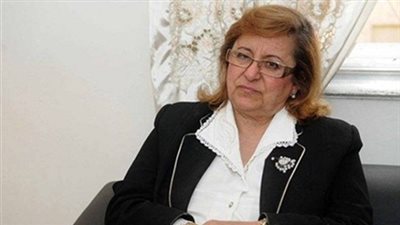 خبيرة اقتصادية: مصر لن تقوم بقرض من اليمين والشمال