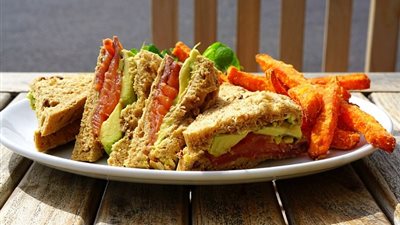 طريقة عمل عشاء خفيف وظريف لطفلك