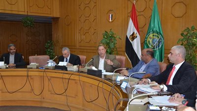 محافظ الإسماعيلية: هدفنا تفعيل دور الشباب فى إحداث التنمية الحقيقية