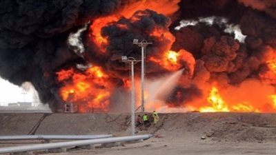 مسلحون من القاعدة يفجرون أنبوب تصدير الغاز جنوب اليمن