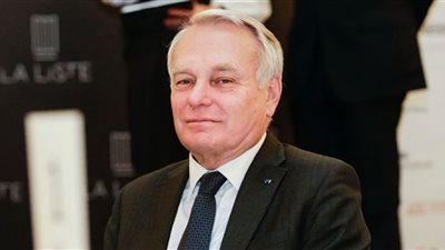 وزير الخارجية الفرنسي يحذر من احتمال تقسيم سوريا