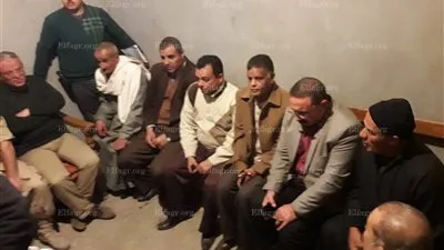 محافظ المنيا يتفقد مستشفى الشيخ فضل ويلتقي أهالي قرية كوم اللوفي  (صور)