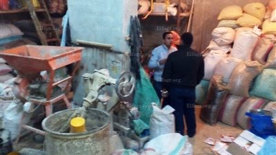 ضبط  مصنع للإعلاف بدون ترخيص و 30 قضية تموينية في مطروح (صور)