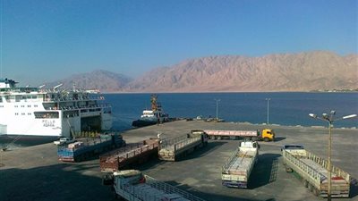 وصول 1200 راكب لميناء نويبع وتداول 90 شاحنة