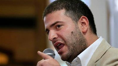 عاجل.. ترحيل نجل المعزول إلى أحد السجون تمهيدا لمحاكمته في 