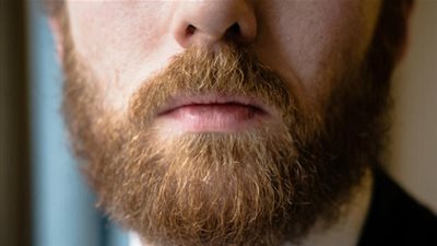 تعرف على معنى إعفاء اللحية (فيديو)