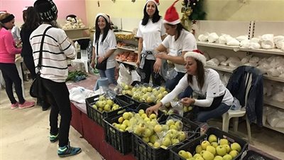 سوق تجاري مجاني للفقراء في لبنان (صور)