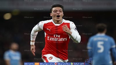 مسعود أوزيل يسجل هدفا عالميا في شباك ستوك سيتي (فيديو)