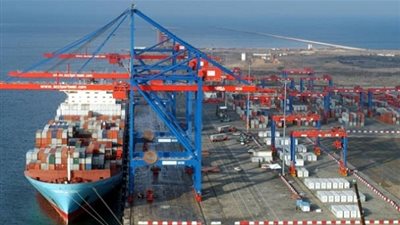 اقتصادية قناة السويس: موانئ بورسعيد تستقبل 34 سفينة