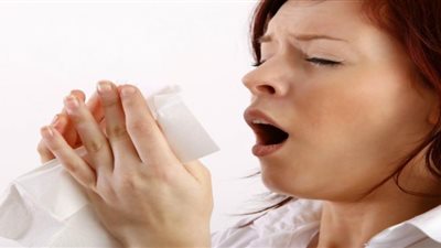 5 حقائق عن العطس.. لن تستطيع فتح عينيك ووسيلة لنقل العدوى من بينها