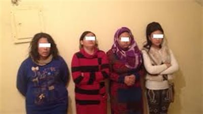 سقوط قوادة تستخدم الدجل لاستقطاب زبائنها بالشرقية 