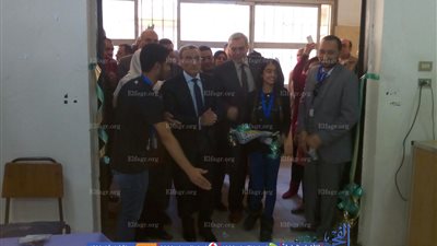 محافظ القليوبية ووكيل التعليم ونواب رئيس جامعة بنها يفتتحون أكبر معرض للعلوم والهندسة (صور)