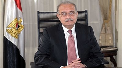 الحكومة تستعرض استكمال المشروعات القومية