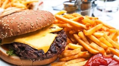 دراسة جديدة: حافظ على صحتك بتناول الدهون