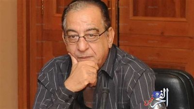 دنيا عبد العزيز ناعية أحمد راتب: 