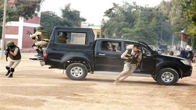 جهود مكثفة لضبط مسجل خطر انتحل صفة 