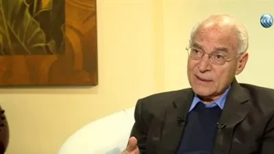 فاروق الباز: البناء بعد الثورات يحتاج إلى 10 أعوام.. والإصلاح يبدأ بالتعليم