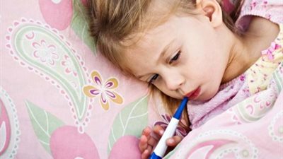 تعرفي على سبل التعامل مع أمراض الشتاء التي تصيب طفلك