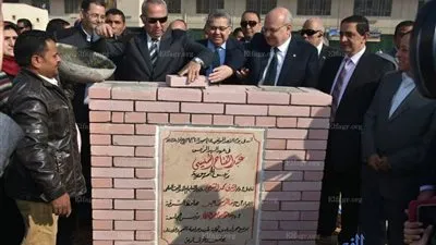 وزير التعليم العالي ورئيس جامعة الزقازيق يضعون حجر الأساس لإنشاء كلية طب وجراحة الأسنان بجامعة الزقازيق  (صور)