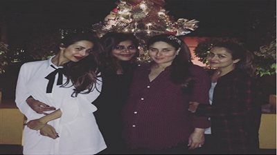 كارينا ومالايكا وأمريتا يحتفلون بالكريسماس