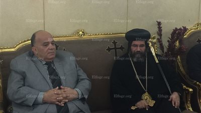 محافظ الدقهلية في عزاء الأفباط: الدقهلية تعطي مثالًا حيًا للوحدة الوطنية