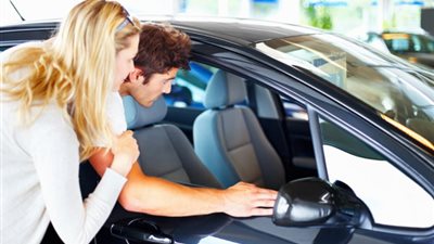 قبل شراء سيارتك.. تعرف على الفرق بين سيارة الوكالة أو المعارض !