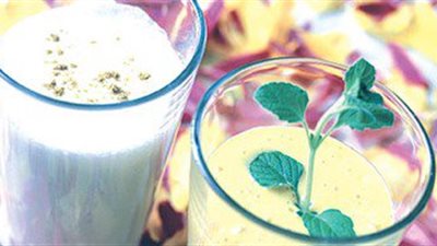 عالج الحموضة بالزبادى واللبن البارد.. وابعد عن الدهون والأكلات الحريفة