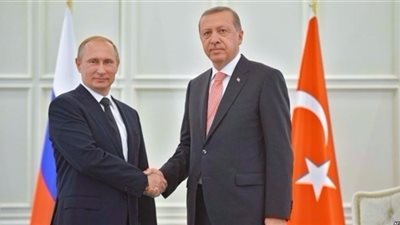 أردوغان وبوتين يبحثان هاتفياً الوضع في حلب