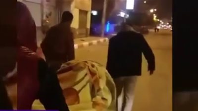 لحظة طرد مريض من مستشفى سوهاج الجامعي والسبب مفاجأة 