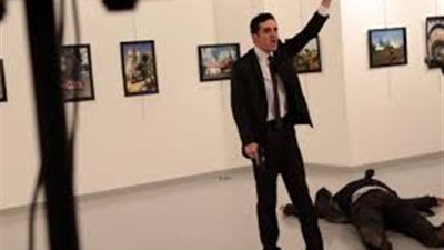 محلل سياسي: أمريكا ليست بعيدة عن اغتيال السفير الروسي في أنقرة