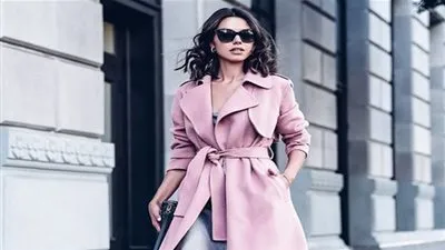 إطلالة عصرية ستغير وجهة نظرك في موضة الملابس القطيفة (صور)