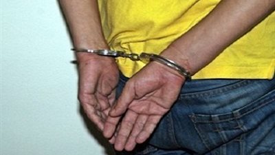 ضبط شخص انتحل صفة ضابط شرطة للنصب على المواطنين بالإسكندرية