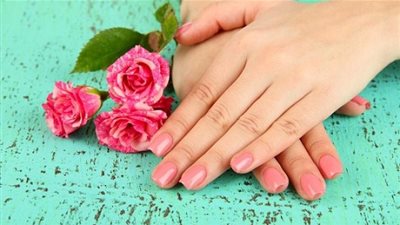 وصفات منزلية لعلاج جفاف اليدين خلال فصل الشتاء