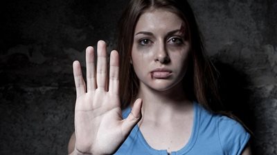 السبب وراء نشر صور تونسيات عاريات عليهن آثار تعذيب