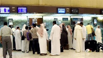 تقرير إماراتي يفجر مفاجأة: السعوديون يهربون من المملكة للاستقرار في مصر